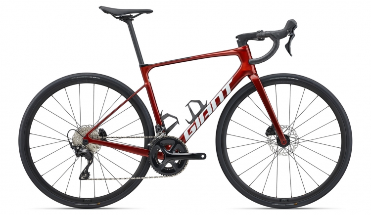 Rower szosowy Giant Defy Advanced 2 2025