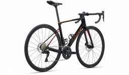 Rower szosowy Giant Defy Advanced 1 2024